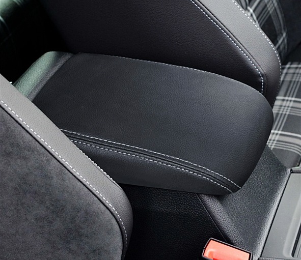 VW GOLF7 �쥶��������쥹�ȥ��С����ۥ磻�ȥ��ƥå�