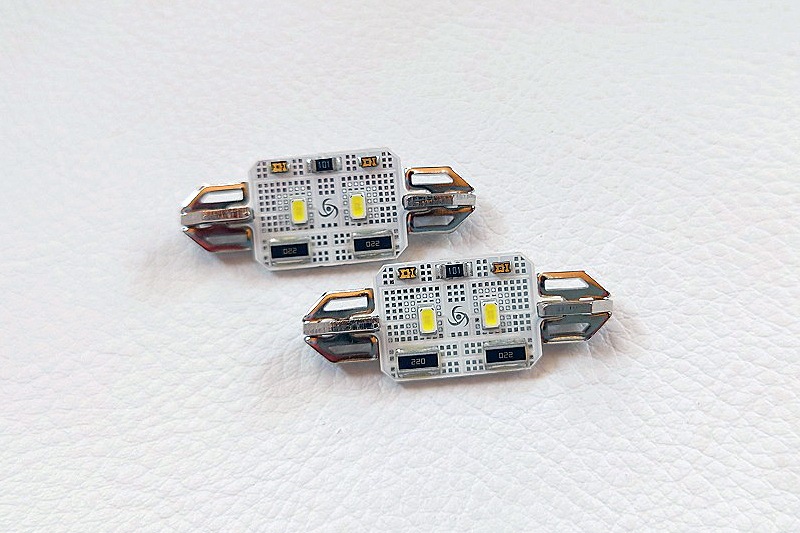 ���Х��595/695 , �ե����å�500 LED �饤���󥹥Х�� �ʥ�С��� Abarth Fi at