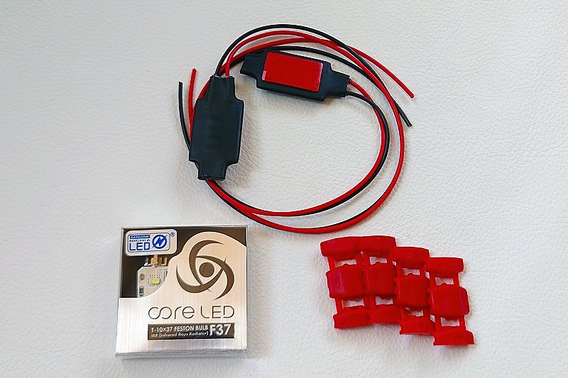 ���Х��595/695 , �ե����å�500 LED �饤���󥹥Х�� �ʥ�С��� Abarth Fi at