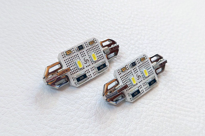 ���Х��595/695 , �ե����å�500 LED �饤���󥹥Х�� �ʥ�С��� Abarth Fi at
