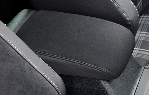 VW GOLF7 �쥶��������쥹�ȥ��С����֥�å����ƥå�