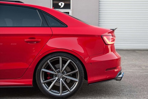 FLOW DESIGNS Audi S3(8V) Sedan �ꥢ���ѥå�