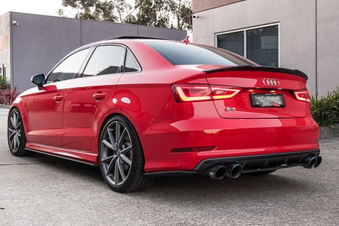 FLOW DESIGNS Audi S3(8V) Sedan �ꥢ���ѥå�