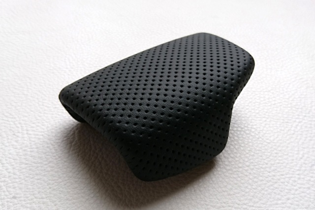 Audi A4(B9) �ѥ���󥰥쥶�� ���եȥΥ֥��С�