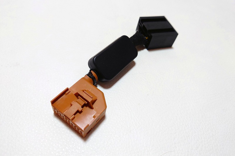 Audi Q2(GA) �������ȥ��ȥåץ����ƥ�  �����ɥ�󥰥��ȥå� ����󥻥顼