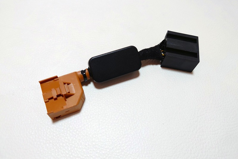 Audi Q2(GA) �������ȥ��ȥåץ����ƥ�  �����ɥ�󥰥��ȥå� ����󥻥顼