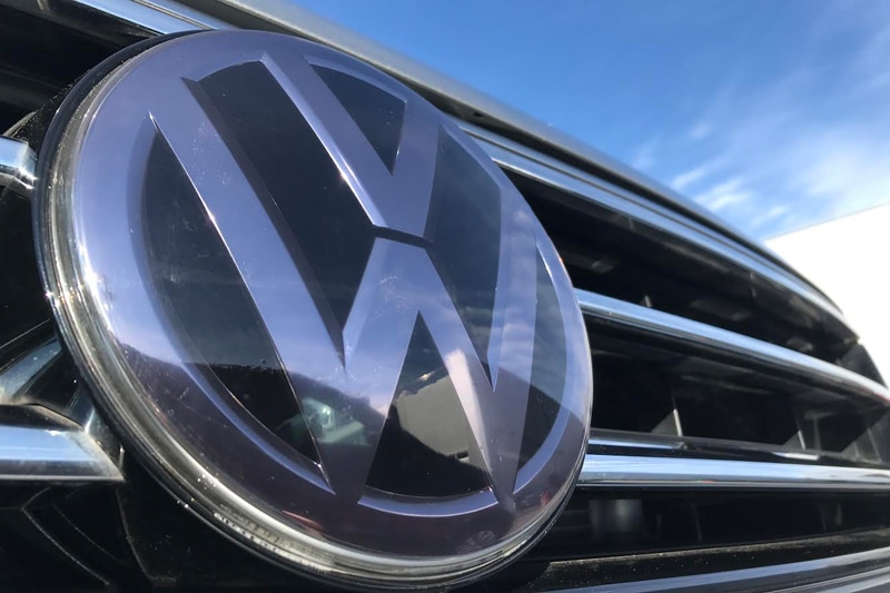 Tiguan フロントエンブレム プロテクター・スモークタイプ core OBJ|VW 