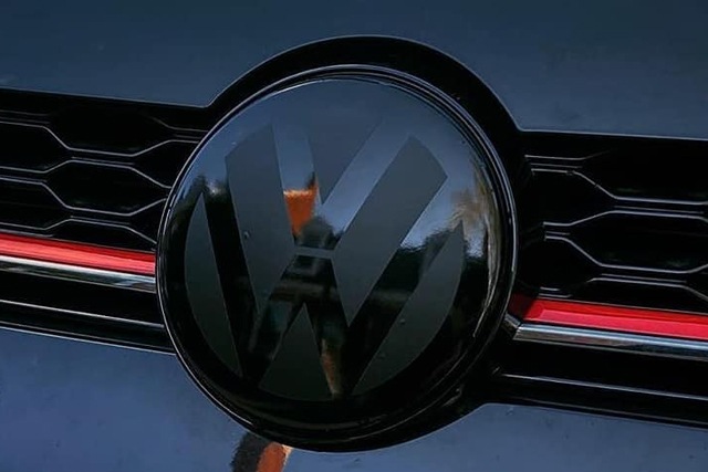 VW GOLF7.5 �֥�å� �ե���� ����֥�� �����С��쥤