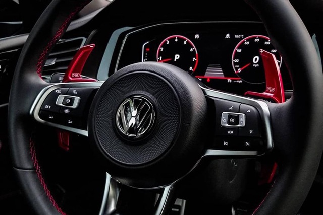 Leyo Motorsport PD GOLF7(7.5) GTI �ѥɥ륷�ե�������å�