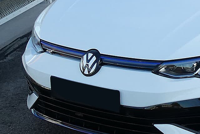 VW GOLF8 �ԥ奢�ۥ磻��/�֥�å� �ե���� ����֥�� �����С��쥤