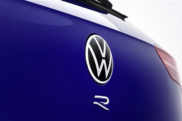 VW GOLF8 �֥�å� �ꥢ ����֥�� �����С��쥤