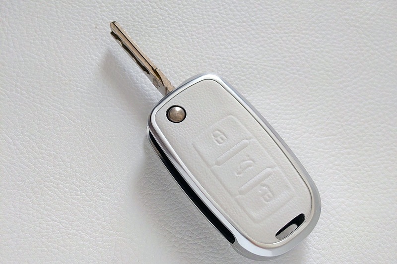 VW GOLF6/GOLF5/Tiguan �ۥ磻�ȥ쥶�� ����ߥե졼�� �������С�