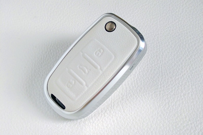 VW GOLF6/GOLF5/Tiguan �ۥ磻�ȥ쥶�� ����ߥե졼�� �������С�