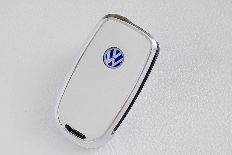 VW GOLF6/GOLF5/Tiguan �ۥ磻�ȥ쥶�� ����ߥե졼�� �������С�