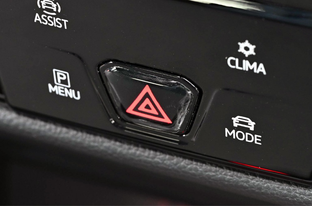 VW GOLF8 �ϥ����ɥܥ��� �������ƥ󥷥��ǥ�����