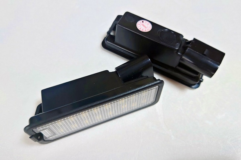 VW GOLF7/GOLF6 LED �饤���󥹥ץ졼�� ����