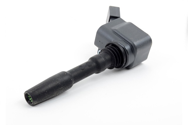 GOLF7 GTI / R �����˥å���󥳥��륻�å� (Audi���� RS3)