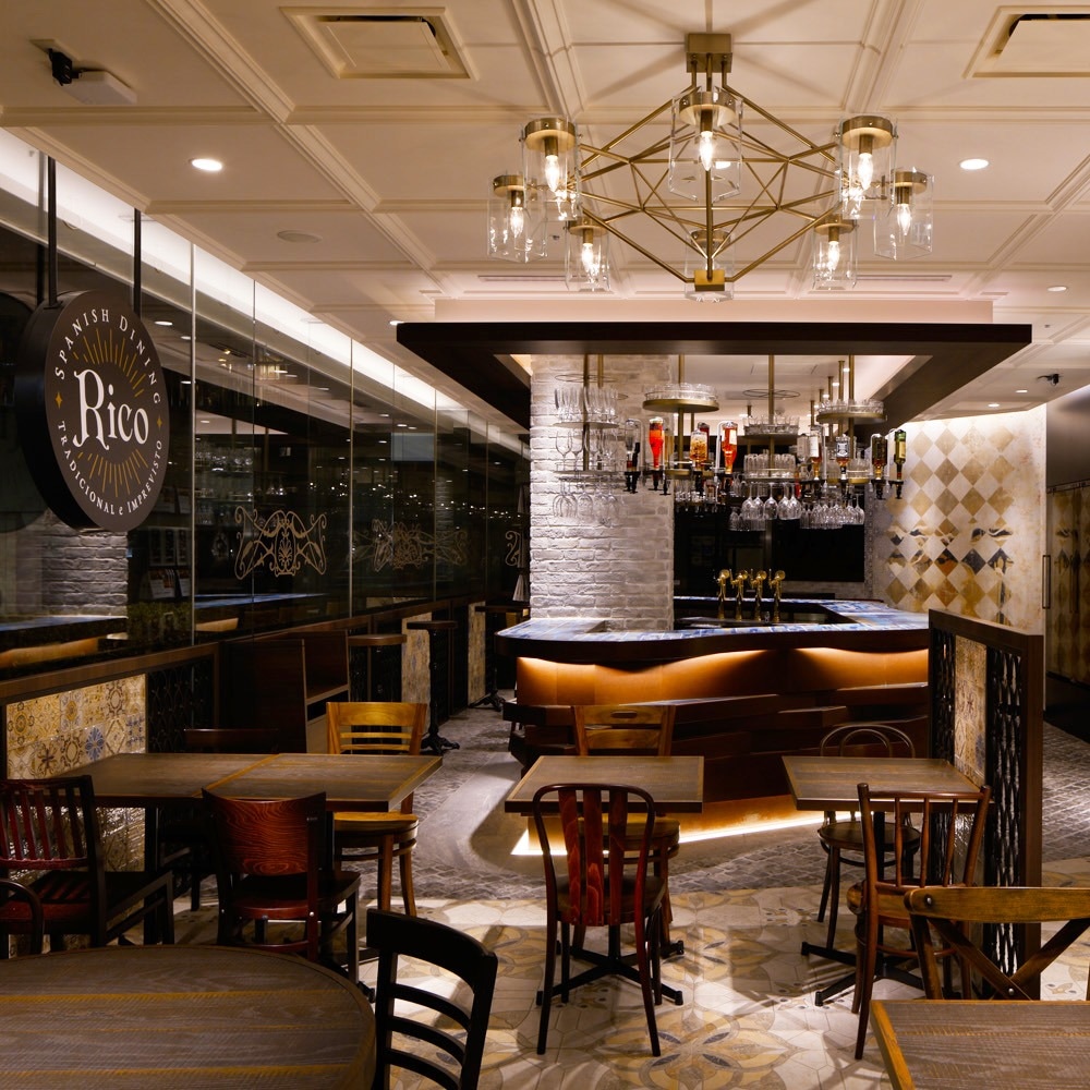 SPANISH DINING Rico「バスクチーズケーキ」