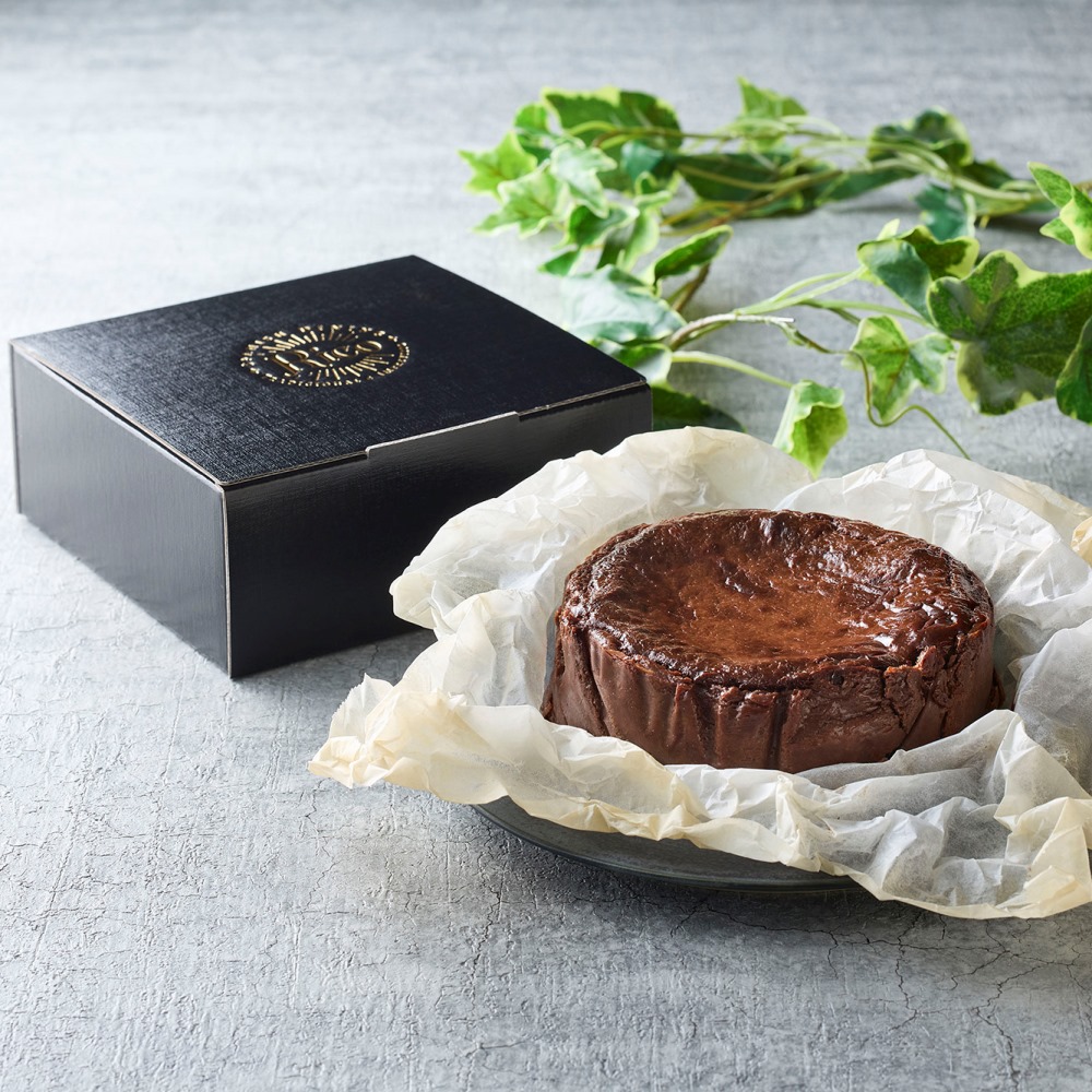 SPANISH DINING Rico「ショコラバスクチーズケーキ」