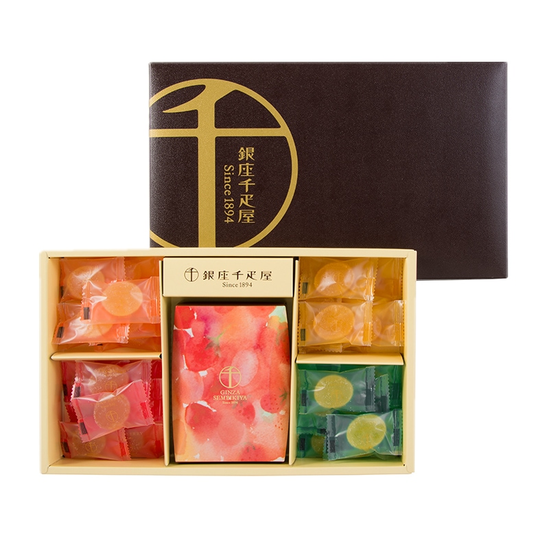 �Х�󥿥��� 2026 �ڴ��ָ���2025/10/27��2026/3/22���Ϥ��� ������ ���祳�� & �ե롼�� ���꡼ ( ���������祳 70g ��1Ȣ ���꡼ 32�� )