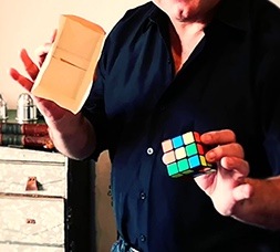 Rubik Gone (�ü����塼��) by Juan Pablo Magic