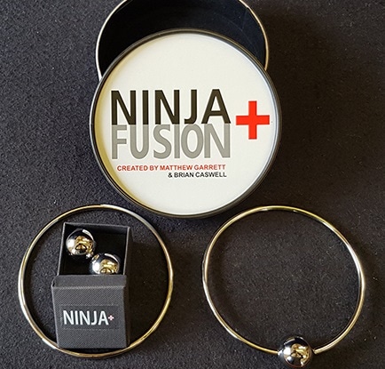 �ڤ����󤻡�Ninja+ Fusion (Ŵ��ȥ�󥰤�ͻ��) by Matthew Garrett & Brian Caswell