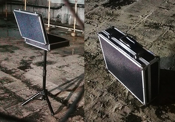 JUMPING STOOL ジャンピング チェア　コメディ マジック Jumping Stool Comedy Seat - Fast Shipping | MagicTricks.com