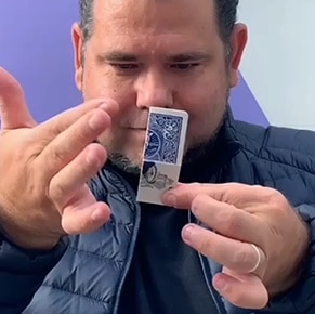 AUTOREVERSE 2.0 �ʥΡ����С��������ɥ�ס� by Mickael Chatelain