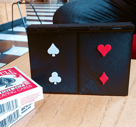 Double Vanishing Decks (サッカー・カードボックス） by Juan Pablo