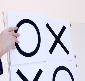 Tic Tac Toe Pro 2022 (プロ仕様・マルバツ予言） 【ミディアムサイズ 