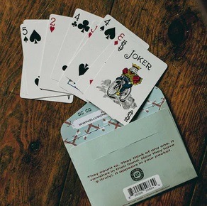 Any Thought of Card to Pocket (観客の手の中で消える) by Geraint