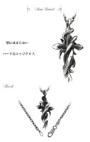 ★ 送料無料 ★【M's collection/エムズコレクション】スモールシャープエッジクロス シルバー ネックレス|メンズアクセサリー