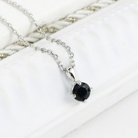 カット ブラックサファイア シルバーネックレス