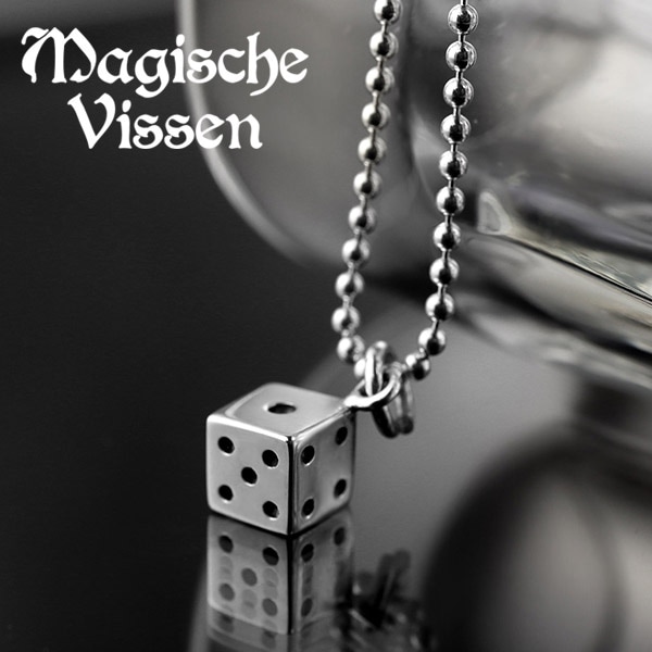 マジェスフィッセン サイコロ ペンダント シルバーネックレス