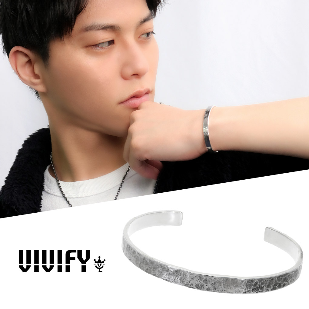 VIVIFY ビビファイ 槌目 ハンマード バック ホールマーク バングル