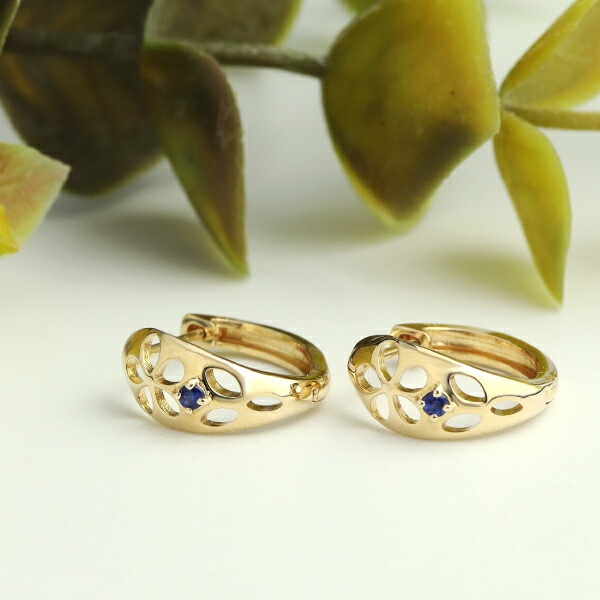 透かし フラワー サファイア ゴールド フープピアス 2P 両耳用 K10 花  