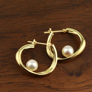 K18 あこや真珠 フープピアス 2P 両耳用 ゴールド ピアス あこや 真珠 パール リングピアス 18金 18k 大ぶり 大きめ かわいい きれい 華やか パーティー シンプル さりげない 華奢 