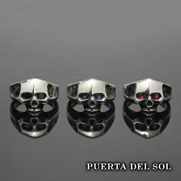 プエルタ・デル・ソル　スカルリング　ルビー ♙ ♜ ♝ ♞ ♛ ♚ 【Skull Ring】︎︎︎ 独自のエッジ感と巧み