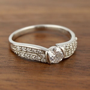 PT900 0.55ct ダイヤモンド リング 指輪 プラチナ ブライダルリング 結婚記念日 天然 ダイヤ 大粒 エタニティ 上品 華やか きれい 大人 ジュエリー アクセサリー 誕生日 レディース 