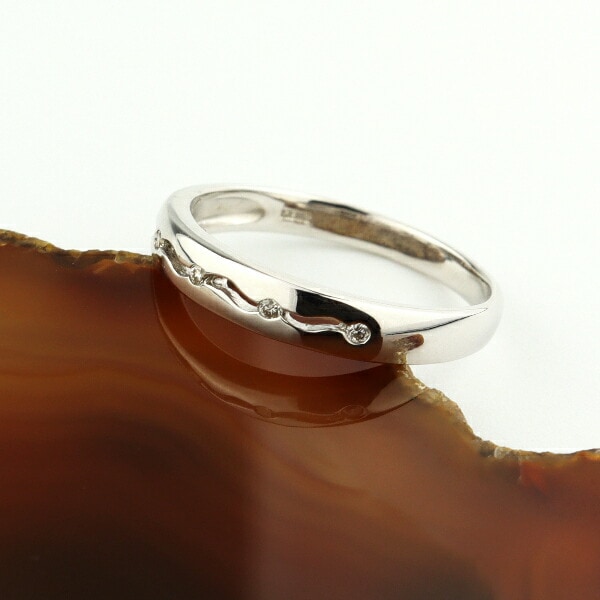 天然ダイヤ 甲丸 指輪 k18ホワイトゴールド 4月誕生石 天然ダイヤ 甲丸 指輪 k18ホワイトゴールド 4月誕生石