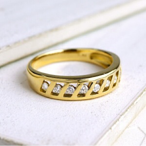 K18 0.5ct 透かし ツイスト ダイヤモンド リング 指輪 ゴールド 18金 18k 天然 ダイヤ 華やか 幅広 太め 上品 エレガント 大人 普段使い カジュアル 結婚記念 アクセサリー 誕生