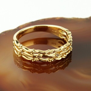 K18 三連 ダイヤモンド フラワー ライン リング 18金 18k ゴールド 指輪 天然 ダイヤ 上品 華奢 繊細 華やか 可愛い かわいい 大人 普段使い カジュアル 重ね着け アクセサリー 誕生