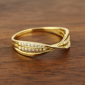 K18 三連 クロス ダイヤモンド リング 指輪 ゴールド 18金 18k ゴールドリング 天然 ダイヤ シンプル 上品 華奢 大人 普段使い デイリー ジュエリー アクセサリー 誕生日 レディース 