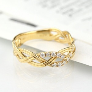 K18 ダイヤモンド 三つ編み ゴールド リング 指輪 編み込み 18金 18k 天然 ダイヤ 上品 華やか 繊細 普段使い デイリー カジュアル ジュエリー アクセサリー 誕生日 レディース 女性 