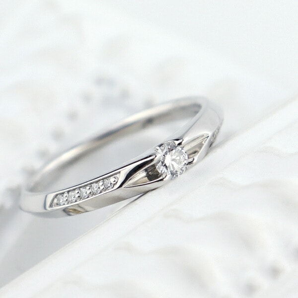 ダイヤモンドリング 指輪 プラチナ Pt900 ダイヤモンド 0.75ct 12号