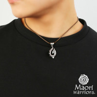 Maori warriors モコ フィッシュフック オニキス シルバー ネックレス