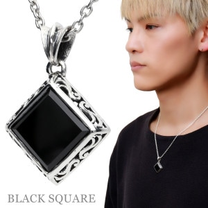 スクエア オニキス 唐草 ネックレス ペンダント ペンダントトップ ペンダントチャーム シルバー ブラックオニキス 黒 ブラック シック 菱形 四角 アラベスク メンズ 男性 彼氏 夫 旦那 誕生日 