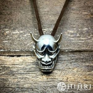 �� HIJIRI �̼��̤Υڥ����� Noh mask ��Han-nya�� pendant �ͥå��쥹 ǽ�� ���� ����С� ���������꡼ �֥��� ��� ���� ��� �� ö�� ��ǰ�� ������ �ץ쥼��� �͵� �������