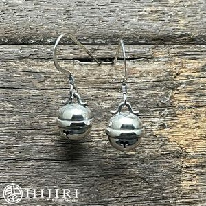 �� HIJIRI ��Υԥ��� Rejuvenated Twin bells pierced earrings 2P ξ���� ���� ����С� ���������꡼ �֥��� ��� ��ǥ����� ���� ���� ��� ��� ��ǰ�� ������ �ץ쥼��� �͵� �������