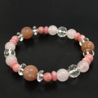 8mm 17.5cm 『魅力 恋愛 出会い ミックス ピンク』 ローズクォーツ インカローズ ピンクオパール オレンジムーンストーン ブレスレット (レディースLサイズ)|天然石・パワーストーン